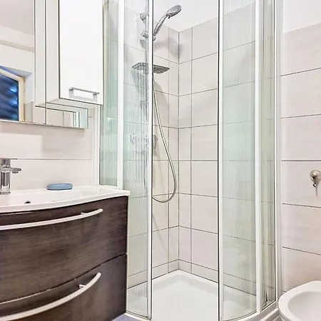 Robi 1 By Interhome Διαμέρισμα